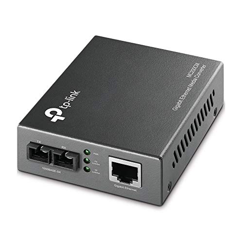 TP-Link Gigabit Multi-Mode Media Converter, Complies with IEEE 802.3ab and IEEE 802.3z Extends Fiber Distance Up to 0.55 km (MC200CM),Black