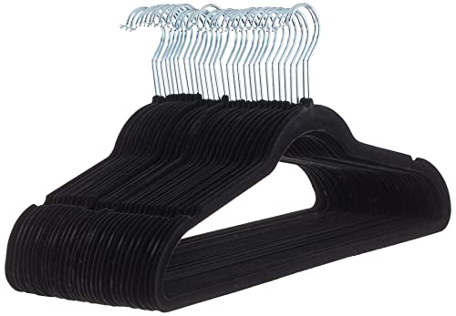 Amazon Basics - Perchas de terciopelo para trajes - Paquete de 30, Negro